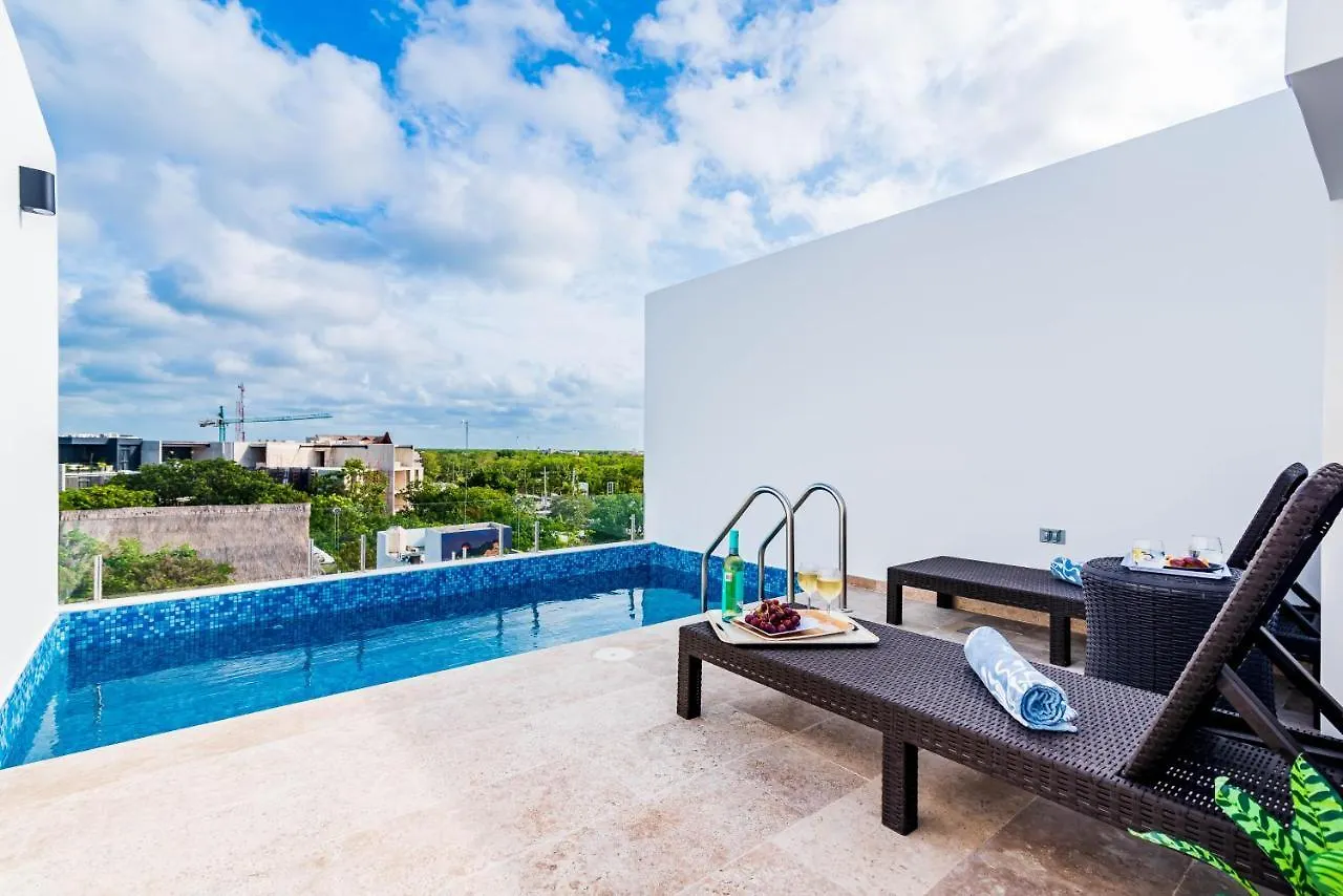 Tulum City Apartments At Menesse Tulum