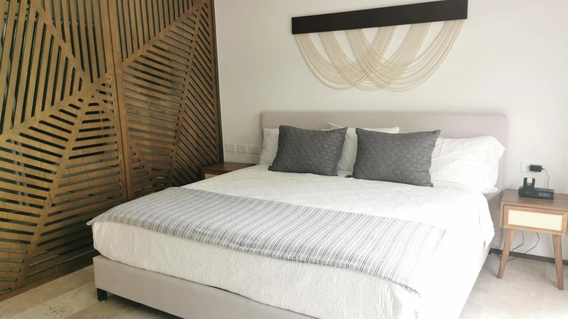 Tulum City Apartments At Menesse Tulum