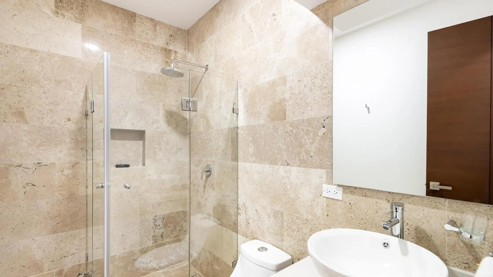Tulum City Apartments At Menesse Tulum