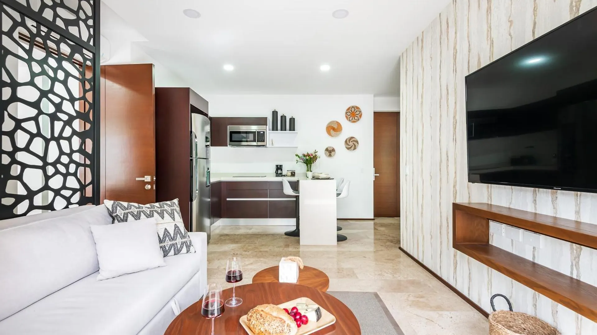 Tulum City Apartments At Menesse Tulum