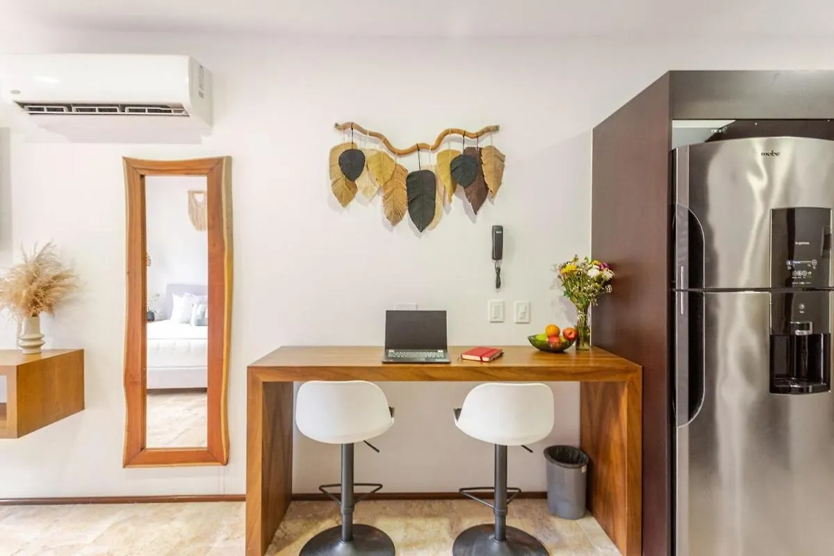 Tulum City Apartments At Menesse Τουλούμ