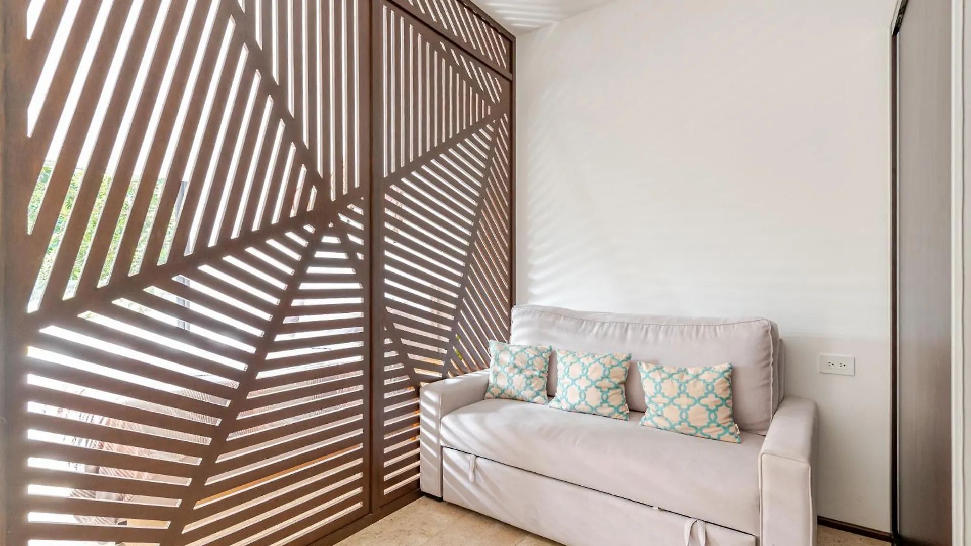 Tulum City Apartments At Menesse Tulum